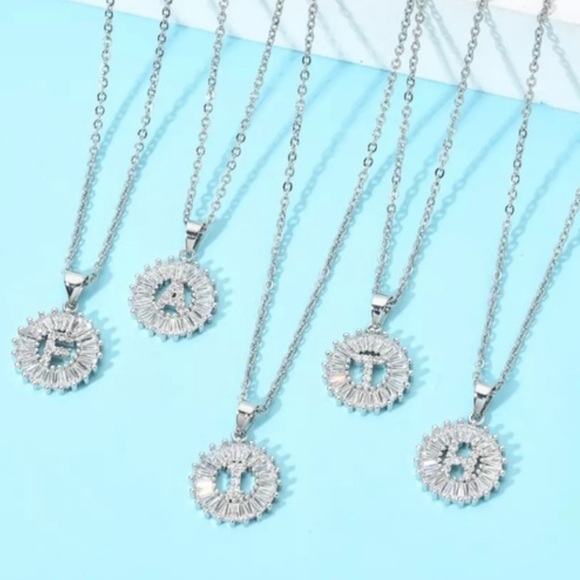 Silver Initial Crystal Pendant Necklace A-Z - Picture 3 of 7